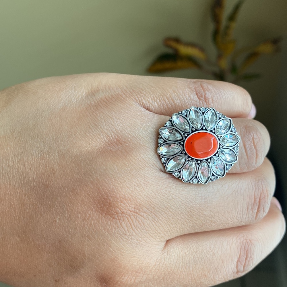 CLUB MONACO|SILVER STATEMENT RING - Picture 11 of 11